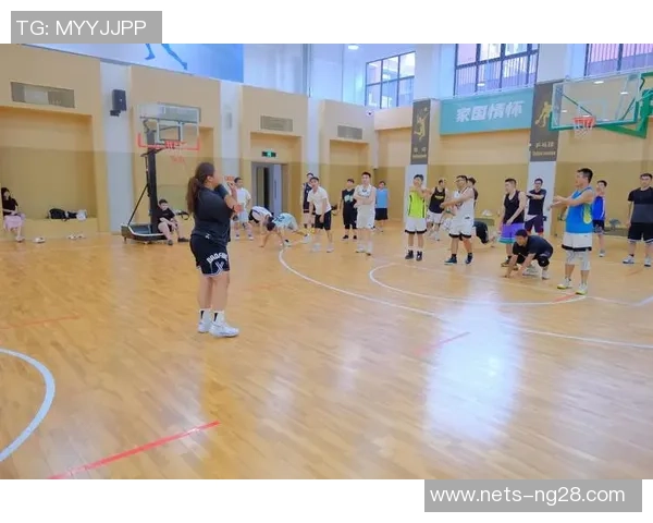 南京篮球队的崛起与发展探索聚焦篮球力量的背后故事与未来展望 南京篮球队的崛起与发展探索聚焦篮球力量的背后故事与未来展望