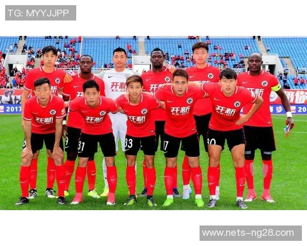 广州恒大迎战辽足争夺中超冠军荣耀全力以赴展现足球激情与团队精神